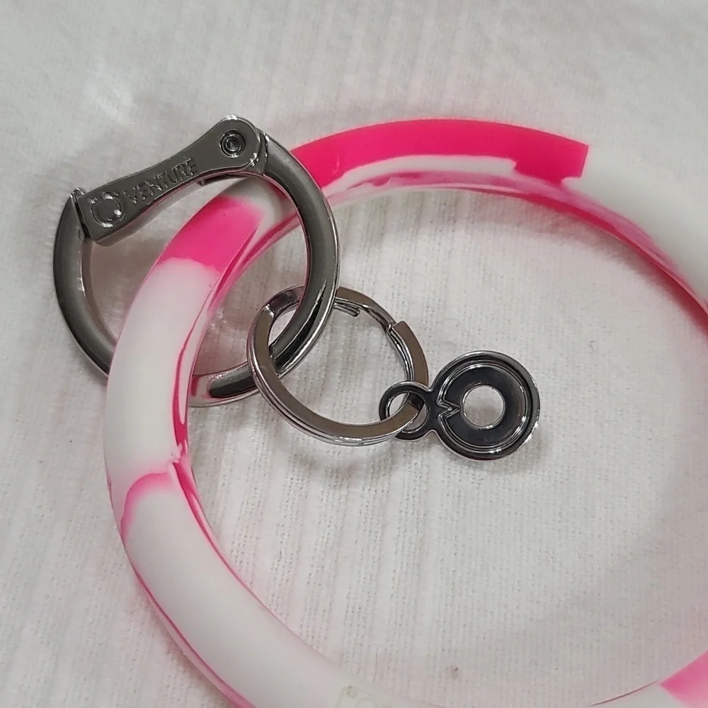 O Venture Key Ring Bracelet Wristlet Silicone? Pink/White Swirl EUC